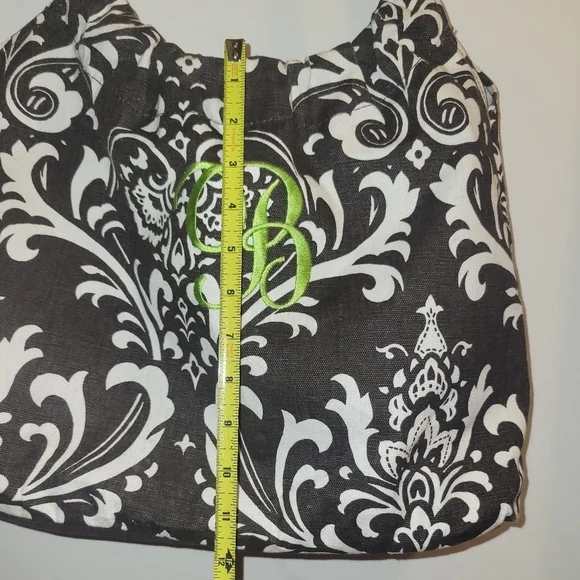 Buckhead Betties brown and white floral tote, with initial B for Beautiful! - Picture 6 of 10